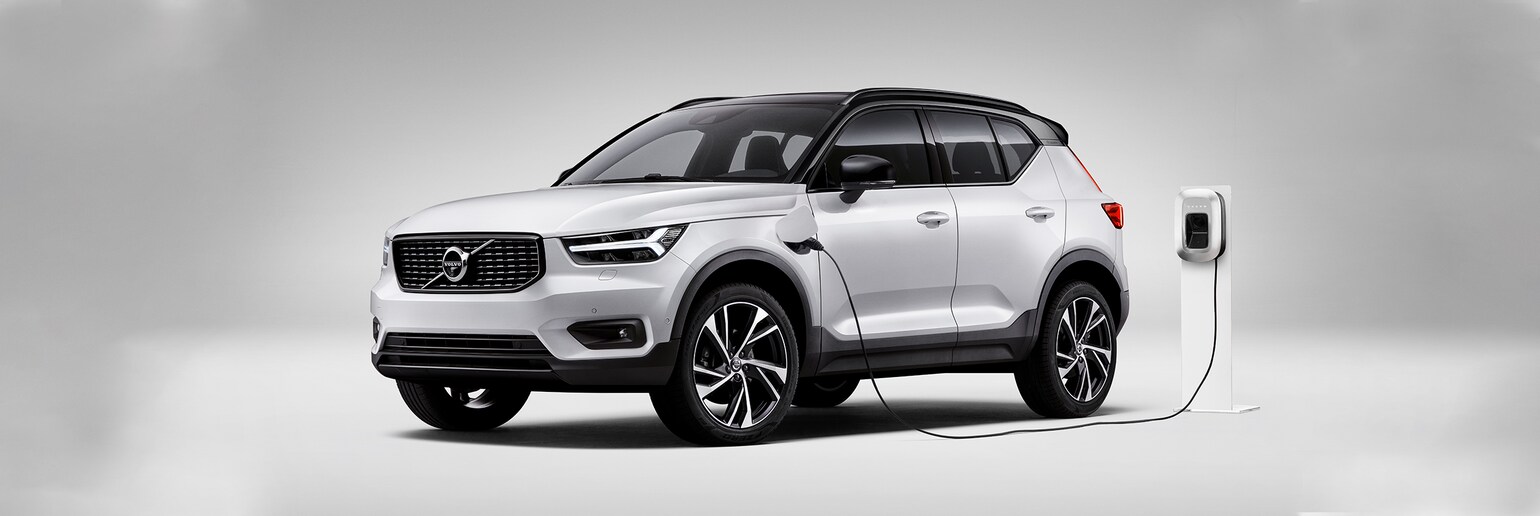 Volvo XC40 2019-modell lader. Foto.