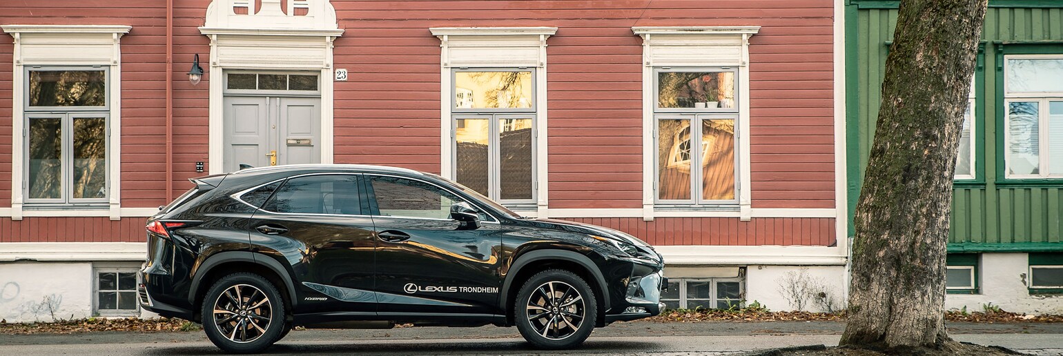 Vi har prøvekjørt den fantastiske Lexus NX300h i Trondheim